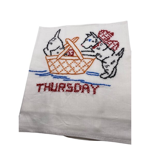 Vintage Embroidered Day Of The Week Tea Towel Set Dogs Puppies Mischievous Decor - Picture 7 of 11